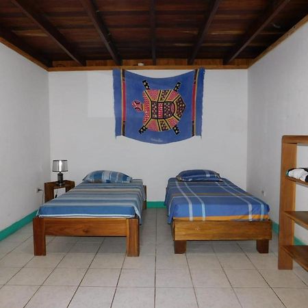 קאוויטה Aldina S Guest House מראה חיצוני תמונה